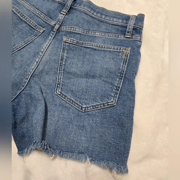 Madewell High Rise Denim Shorts, Raw Hem, Medium Blue Wash, Size 27, EUC! - Picture 7 of 10